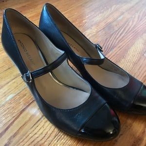 Antonio Melani Mary Jane Black Leather Heels 9